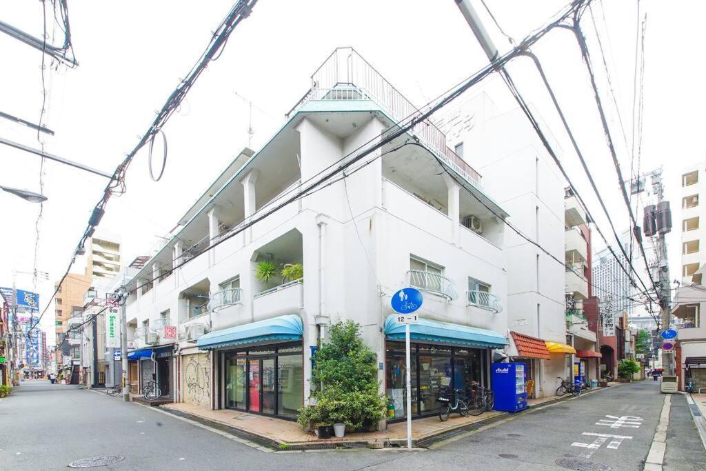 Sanacion Namba 難波千日前の5Ldk120平米 駅徒歩2分 広々バルコニーでバーベキューも可能 Daire Osaka Dış mekan fotoğraf